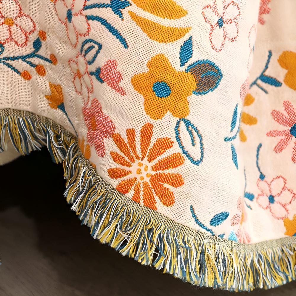 Daisy Dreamer Reversible Tassel Cotton Blanket