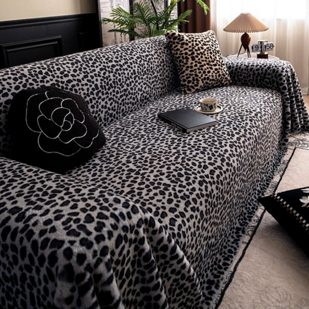 Cosy Leopard Print Couch Cover