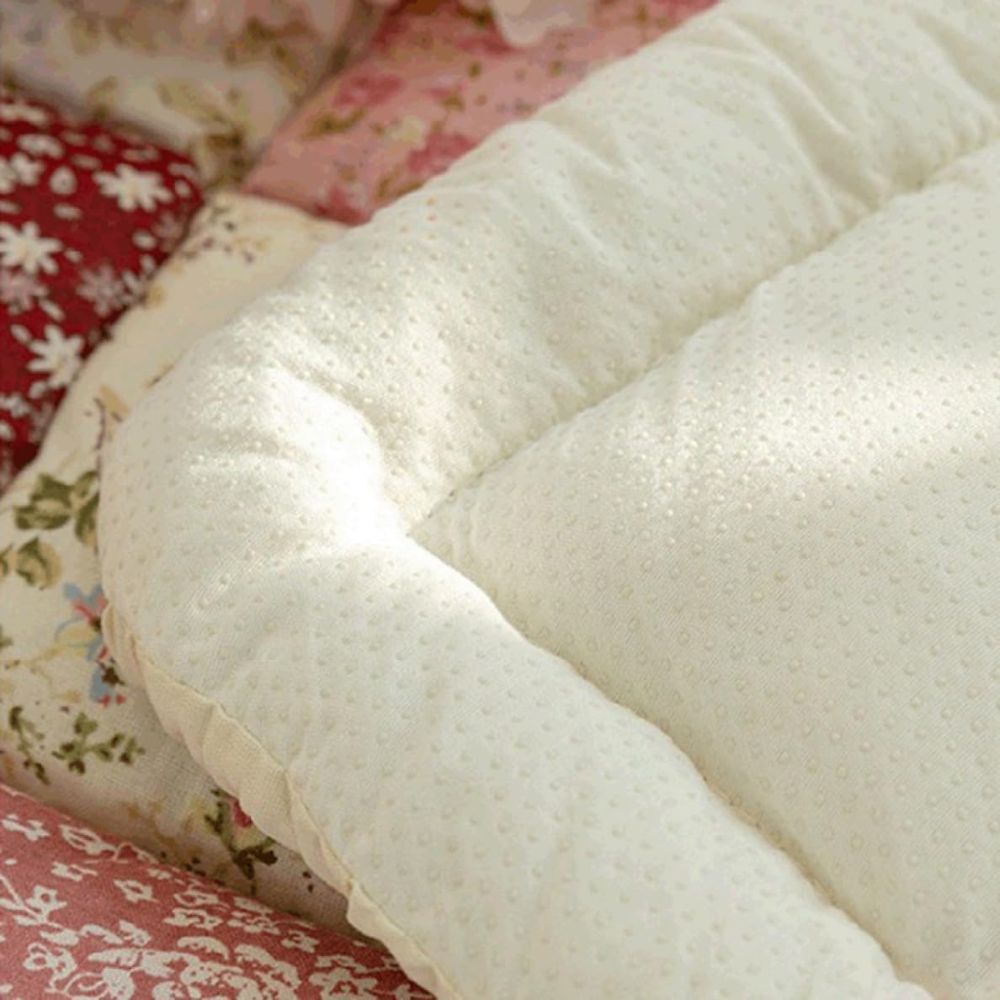 Floral Bloom Quilted Couch Cover