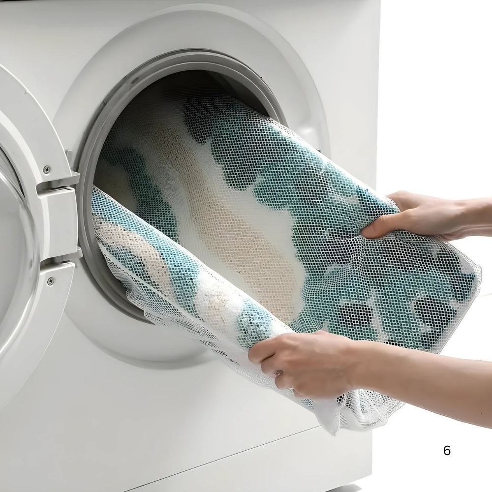 Ocean Wavy Pattern Bath Mat