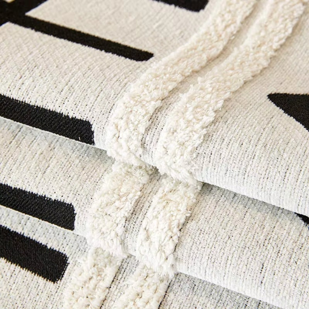 Maze Four-Season Chenille Couch Cover