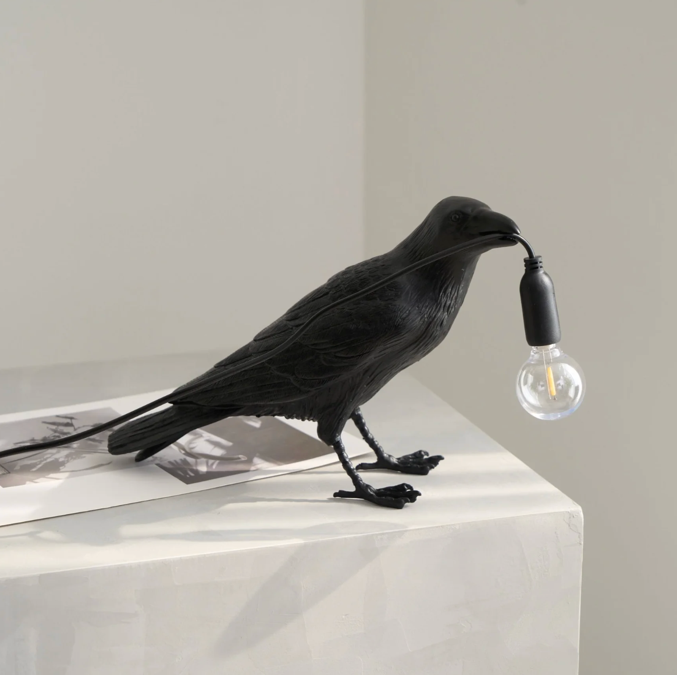Raven Table Lamp Modern Bird Light Decorative Desk Lamp