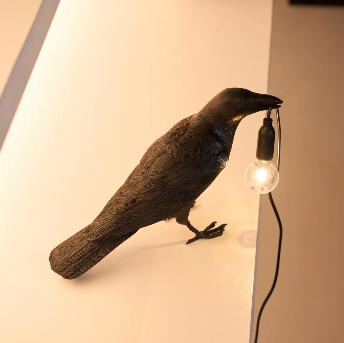 Raven Table Lamp Modern Bird Light Decorative Desk Lamp