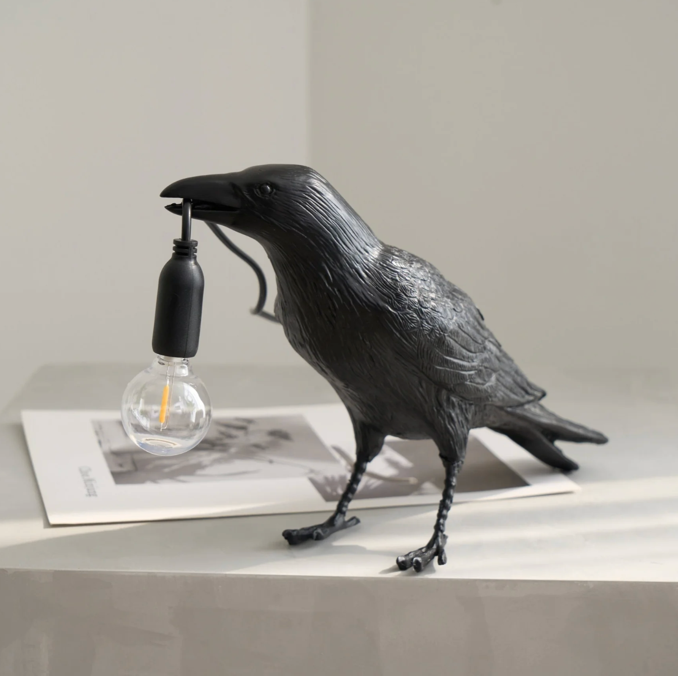 Raven Table Lamp Modern Bird Light Decorative Desk Lamp