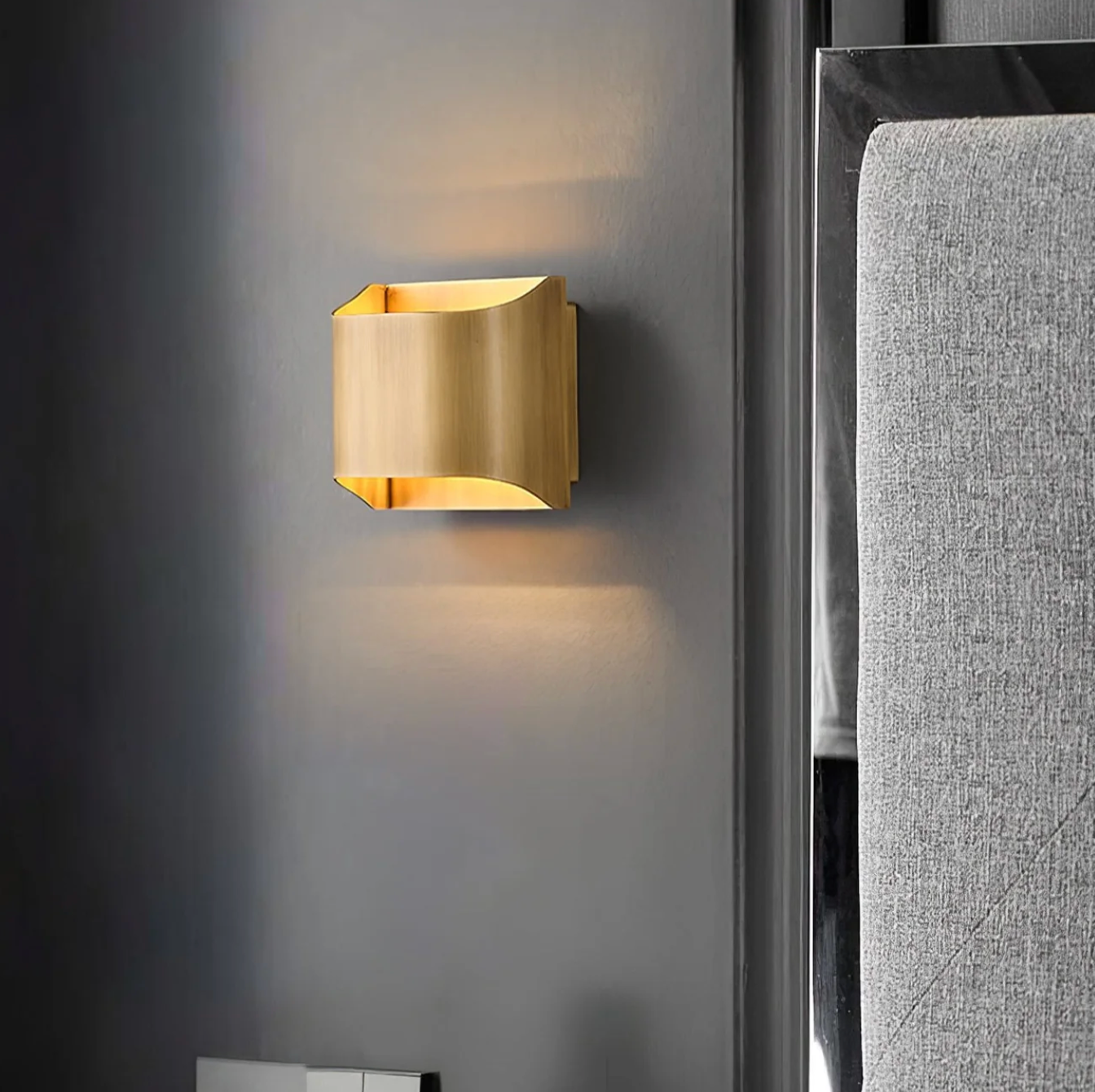 Up Down LED Wall Lamp Modern Aluminum Sconce