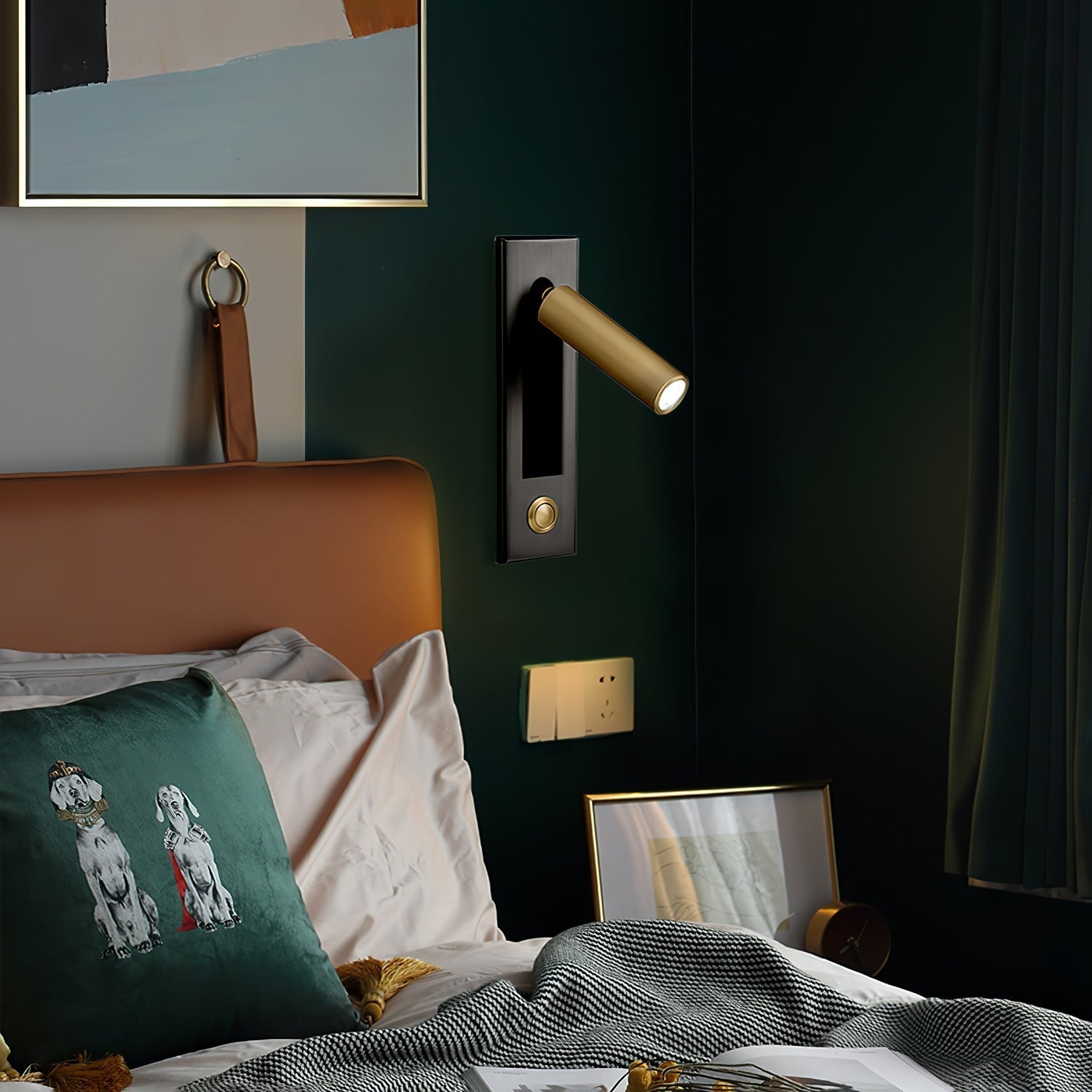 HaloEdge | Wall Sconce – Space-Saving Adjustable Bedside Lamp