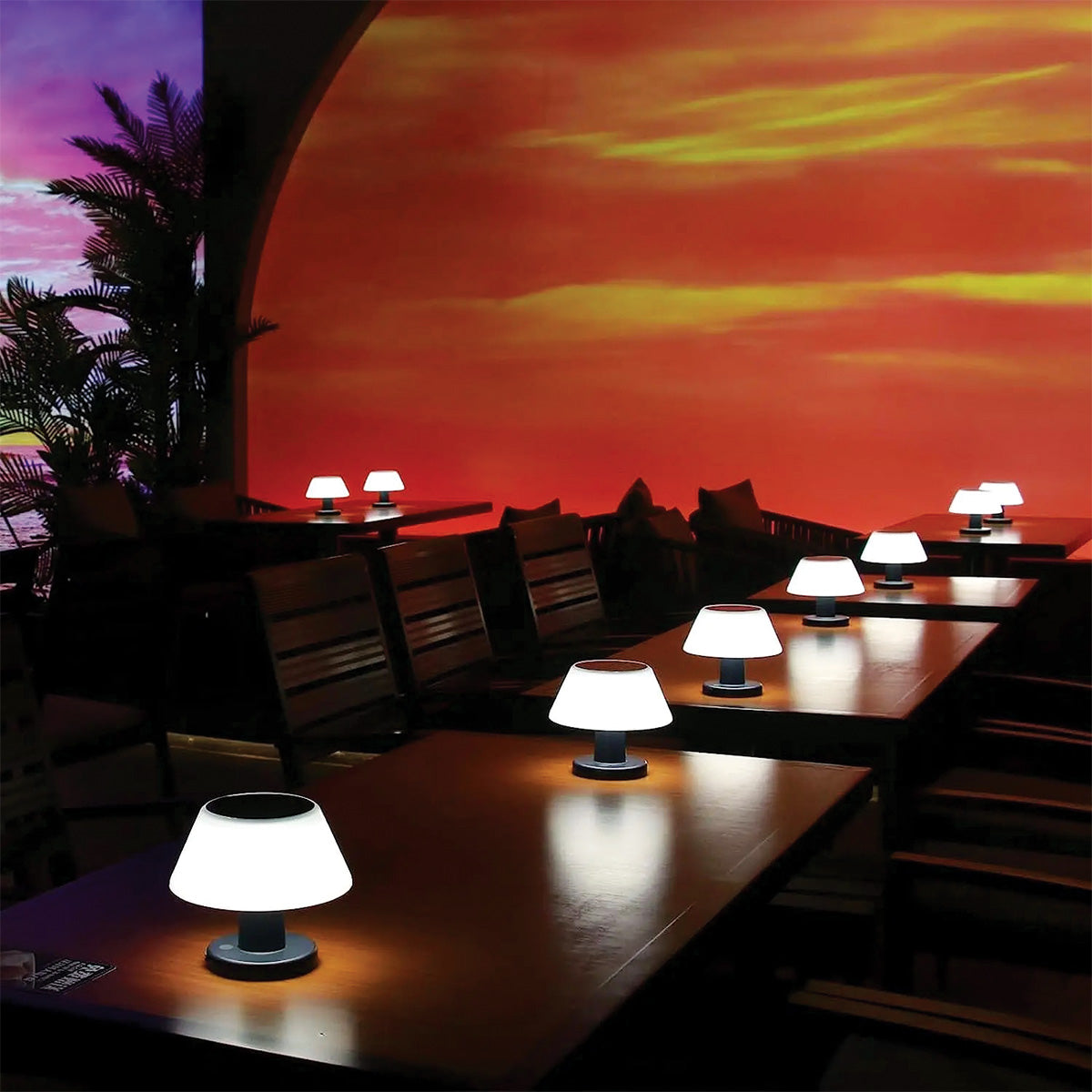 SolarGlow | Table Lamp – Adjustable Solar Outdoor Light